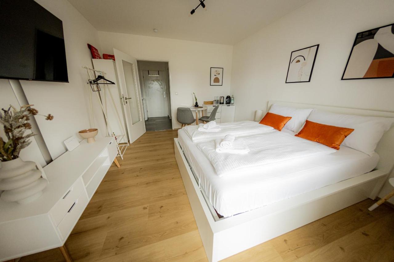 Ferienwohnung !Goldpath! Passau - Spitalhof I Modern I Wlan I Kueche I Balkon I Smarttv Mit Wipu Exterior foto