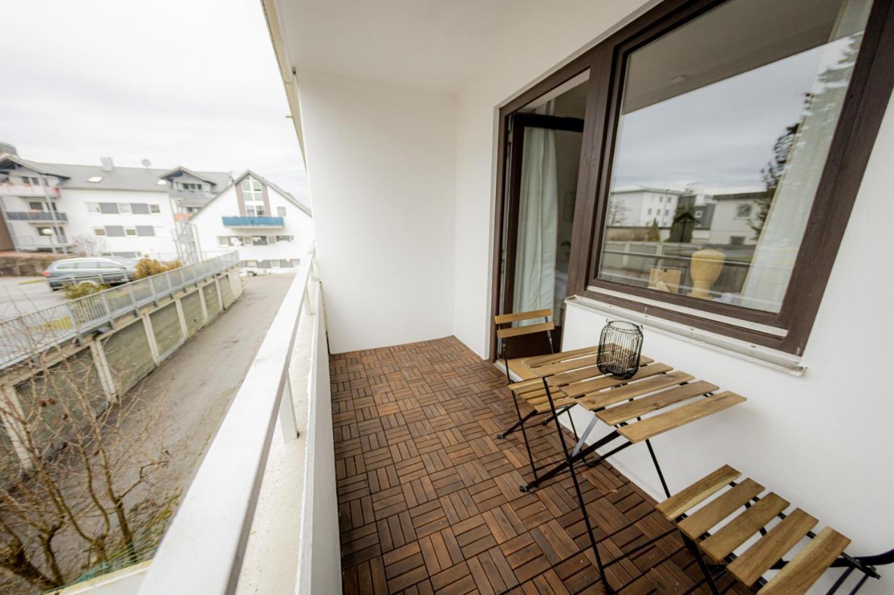 Ferienwohnung !Goldpath! Passau - Spitalhof I Modern I Wlan I Kueche I Balkon I Smarttv Mit Wipu Exterior foto