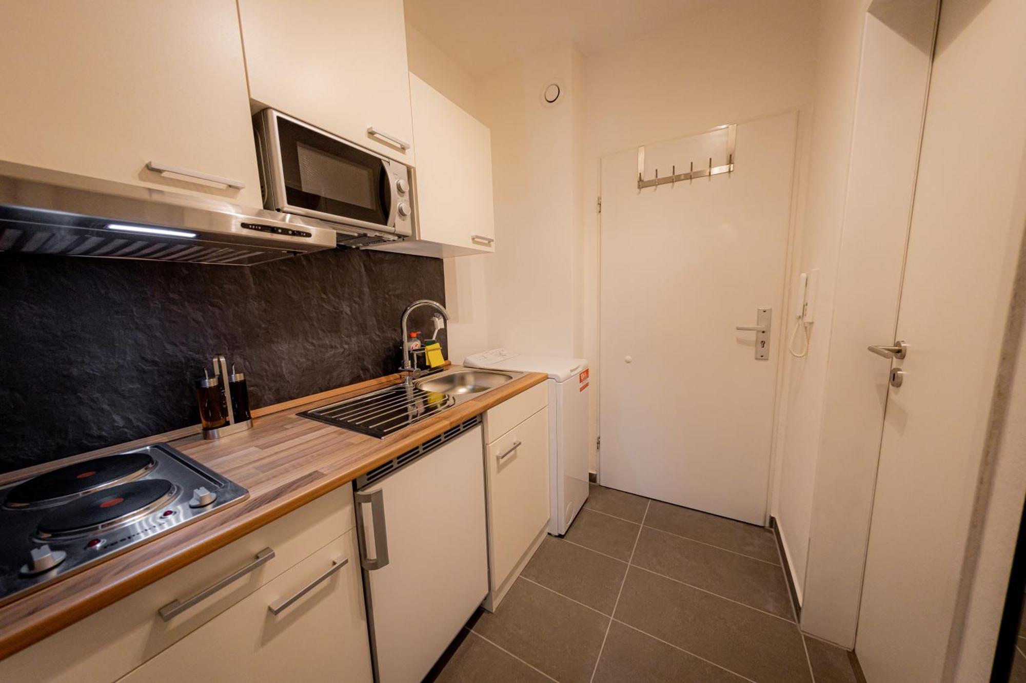 Ferienwohnung !Goldpath! Passau - Spitalhof I Modern I Wlan I Kueche I Balkon I Smarttv Mit Wipu Exterior foto